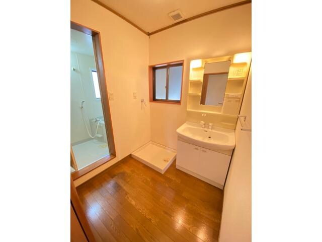 コーポラス関本（Ｊ）の洗面・脱衣所