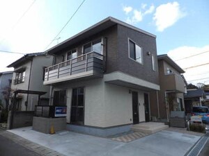 シャーメゾン春日（S)外観写真