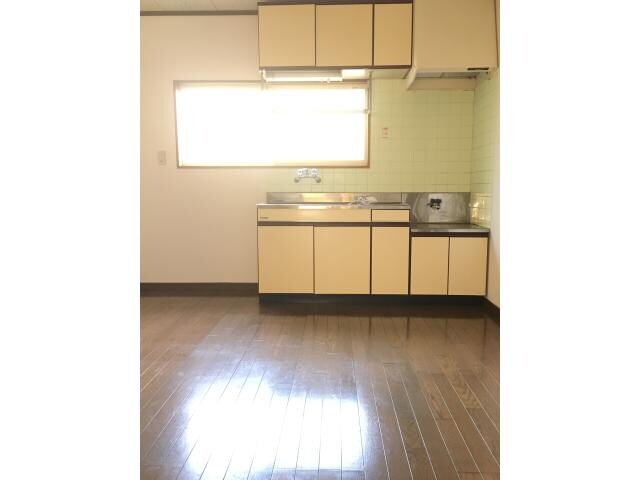 ノーブルタウンB棟のキッチン