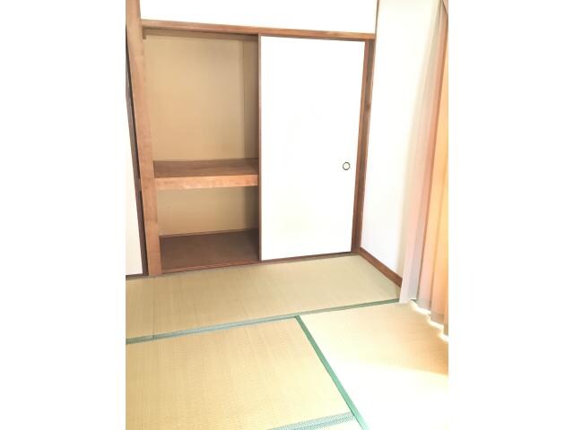 ノーブルタウンB棟の収納