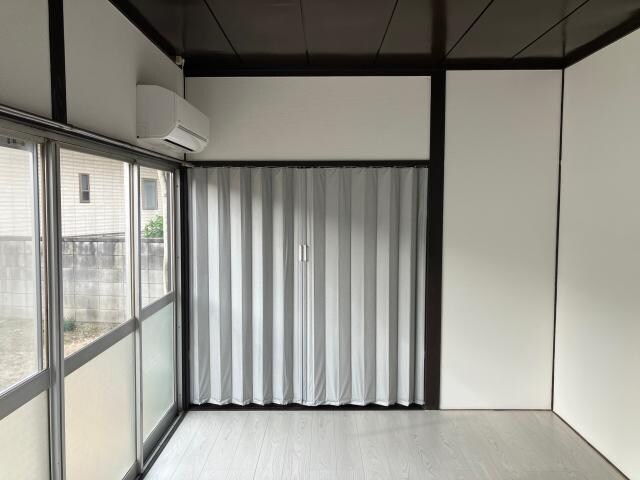 青柳町戸建ての居室