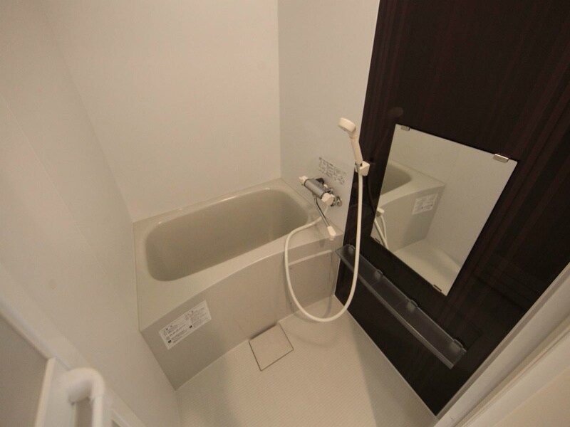 物件内観写真4　(バスルーム)