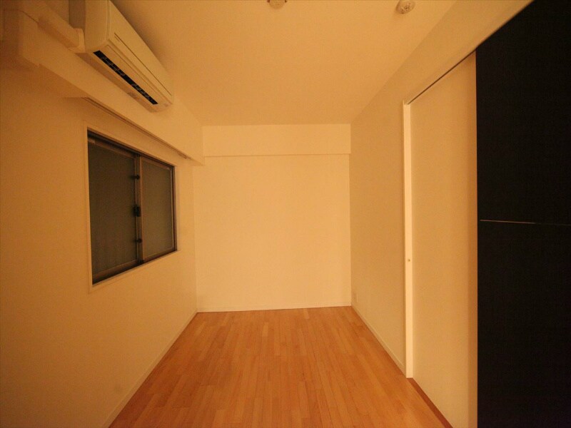 物件内観写真30　(洋室6.6帖　ウォークインクローゼット（収納充実してます）)