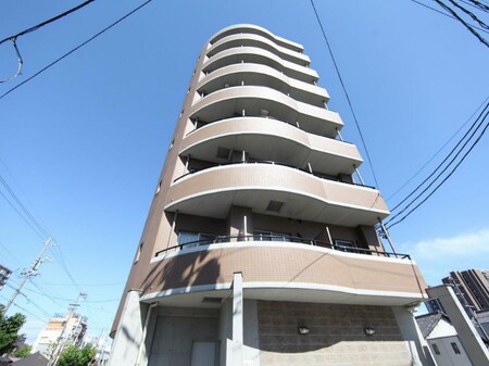 HILL HOUSE 3（ヒルハウススリー）外観写真