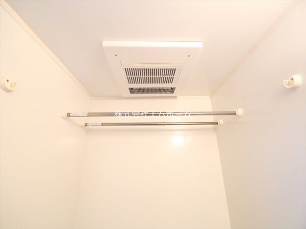 その他設備(浴室暖房乾燥機　24時間換気機能付バスルーム)