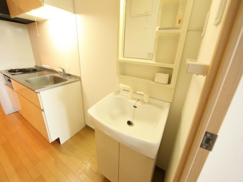 物件内観写真20　(独立洗面台（シャンプードレッサー）洗濯機用意できます)