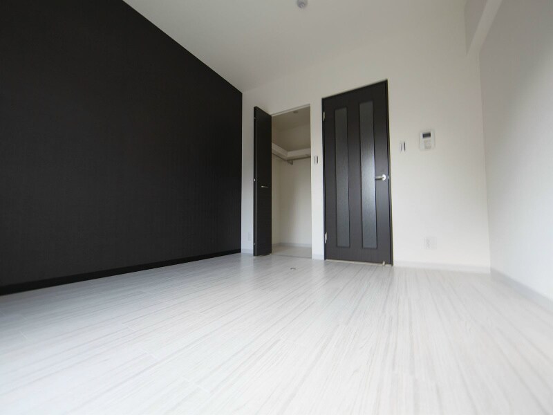 物件内観写真29　(洋室7.7帖　ウォークインクローゼット付（収納充実してます）)