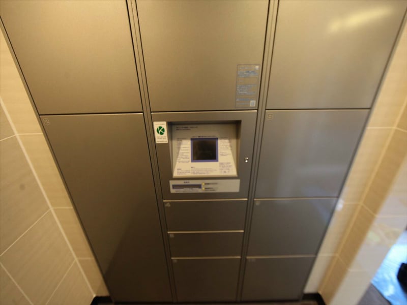 物件内観写真28　(宅配BOX　不在時に荷物を受け取ることができます)