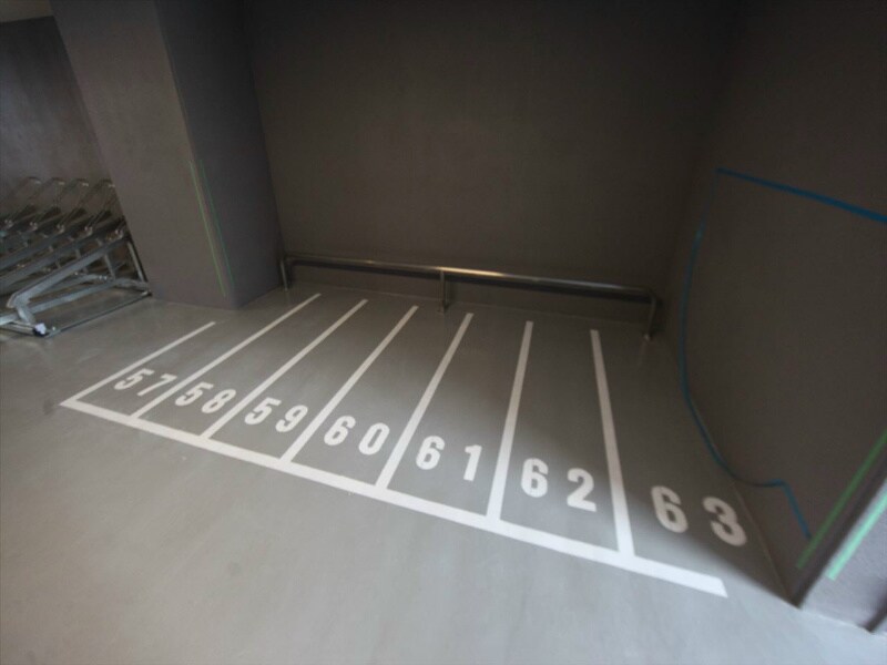 物件内観写真32　(バイク置場)