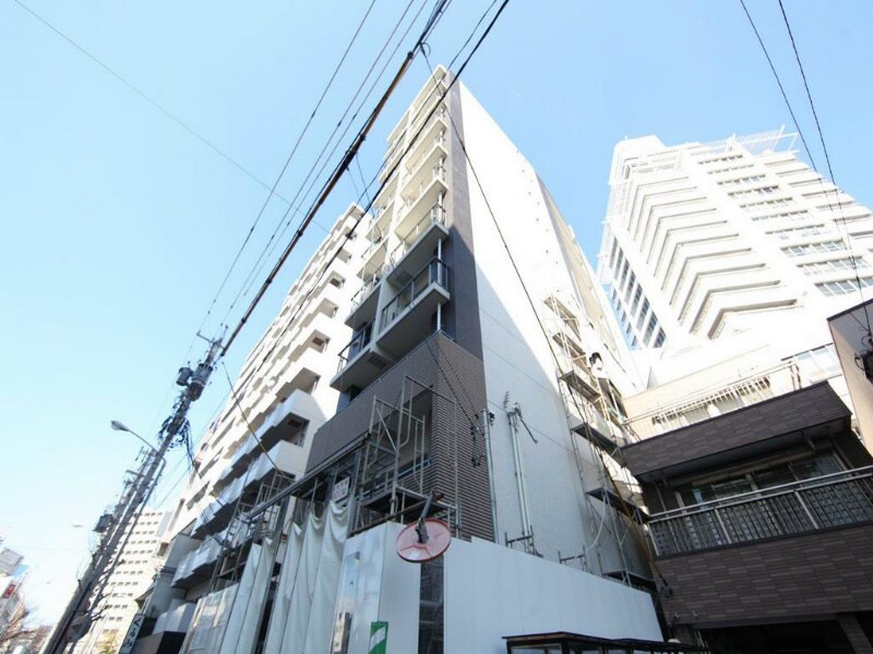 物件外観写真1　(外観　オートロック　宅配ＢＯＸ付)