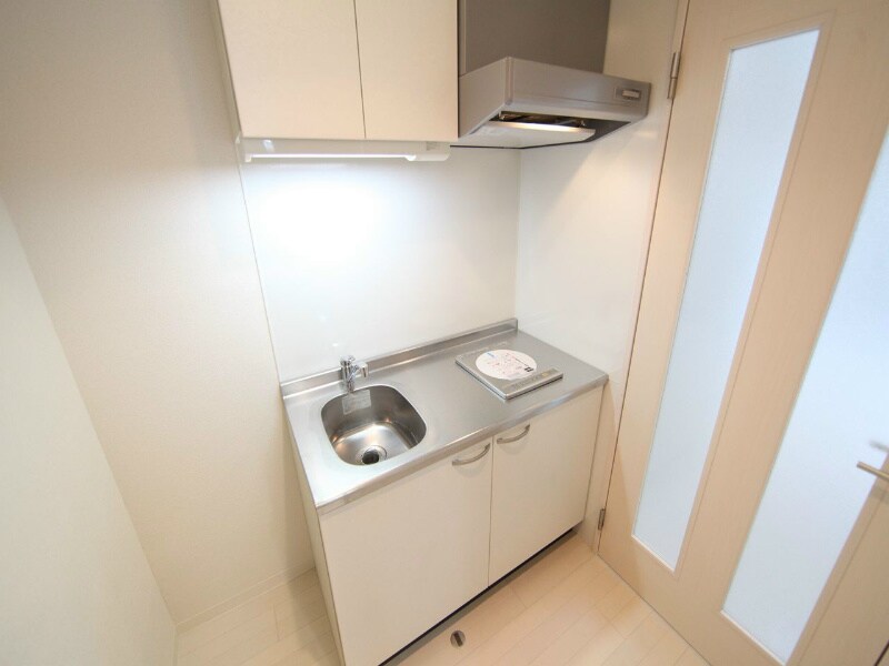 物件内観写真23　(キッチン（ＩＨ1口）冷蔵庫・レンジ等ご用意できます)