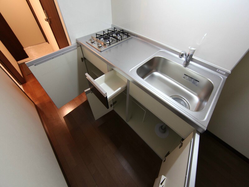 物件内観写真15　(システムキッチン（ガス2口コンロ付）)