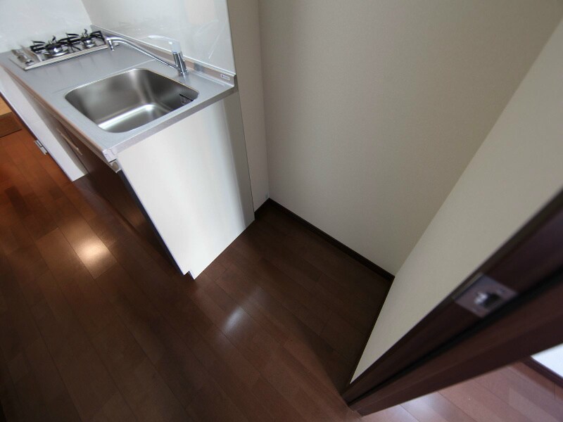 物件内観写真19　(冷蔵庫置場　冷蔵庫、電子レンジご用意できます)