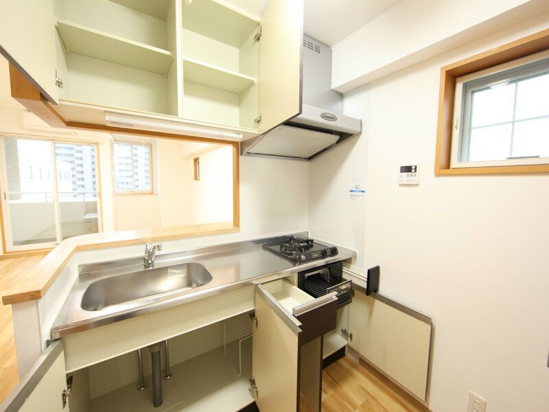 物件内観写真22　(システムキッチン（ガス2口コンログリル付）カウンターキッチン)