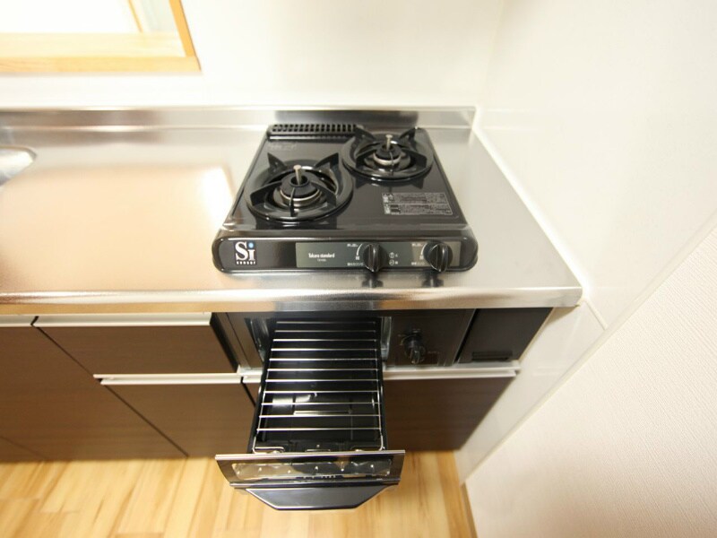 物件内観写真23　(システムキッチン（ガス2口コンログリル付）)