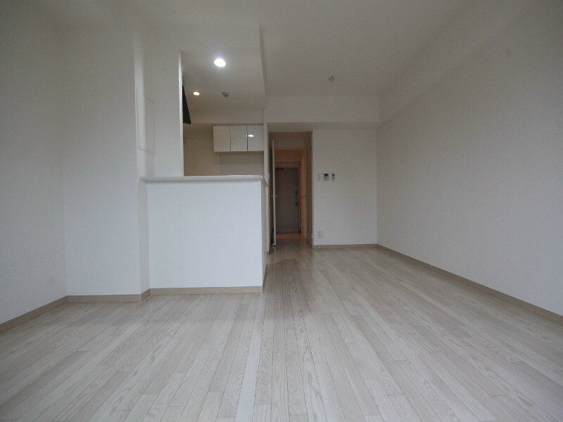 物件内観写真14　(洋室13.1　ウォークインクローゼット（収納充実してます）)