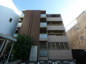 ラフィネ東海通外観写真