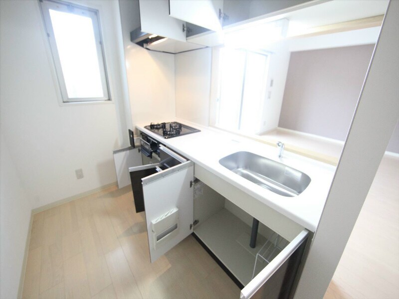 物件内観写真16　(カウンターキッチン（ガス3口コンログリル付）)