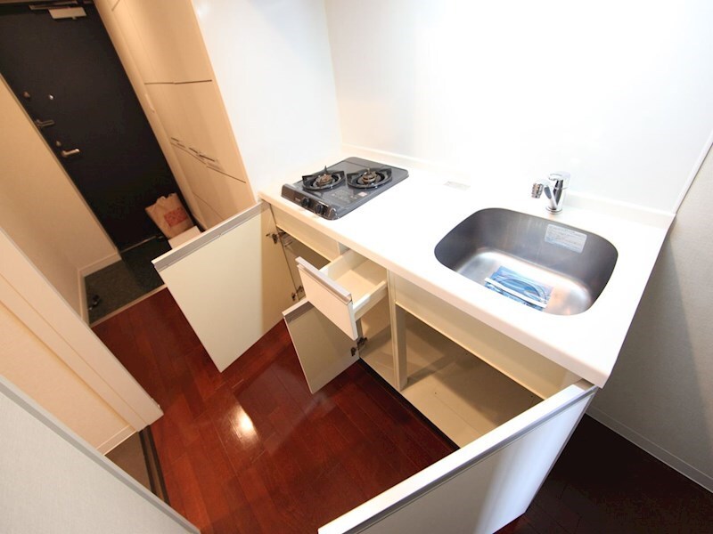 物件内観写真16　(システムキッチン（ガス2口コンロ付）)