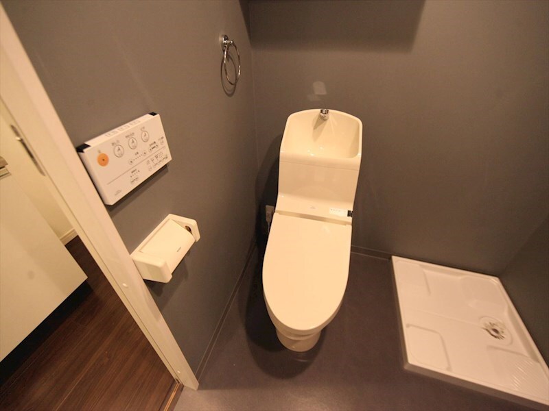 物件内観写真5　(温水洗浄暖房便座付トイレ)