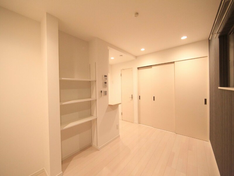 物件内観写真21　(ＤＫ7.5帖　洋室3.9帖とつなげても仕切っても使えます)