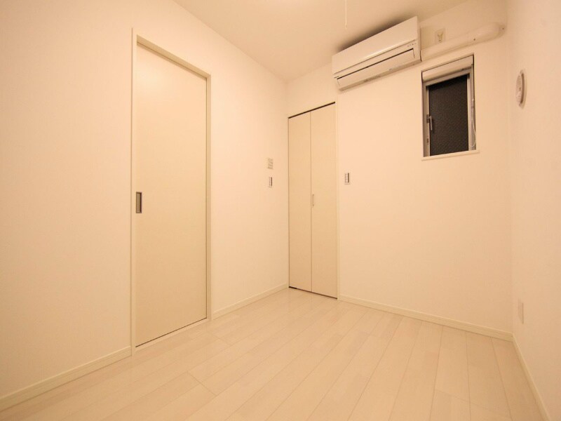 物件内観写真26　(洋室3.9帖　ウォークインクローゼット付（収納充実してます）)