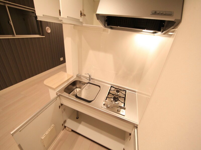 物件内観写真30　(システムキッチン（ガス2口コンロ付）)