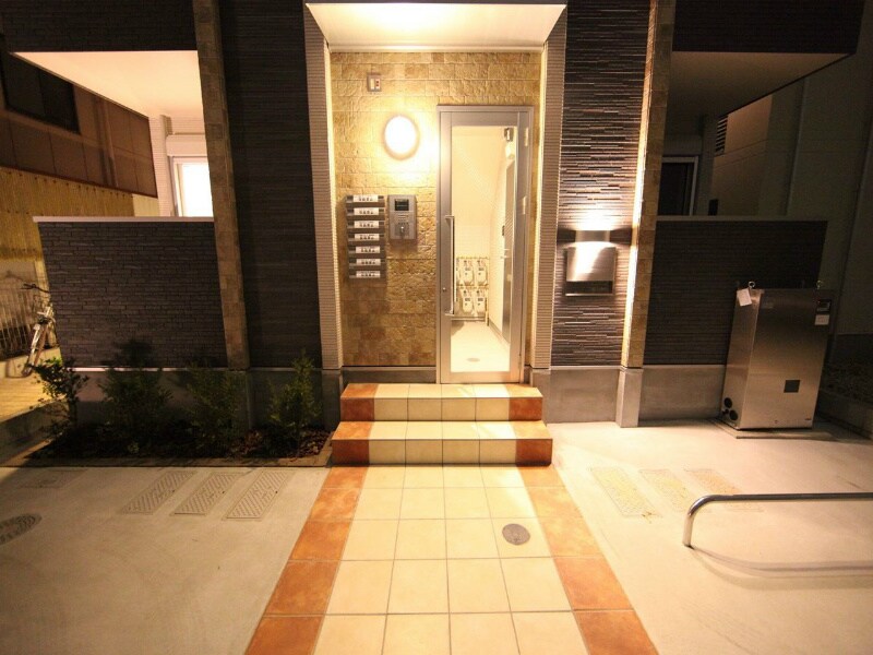 物件内観写真35　(エントランス　オートロック付)