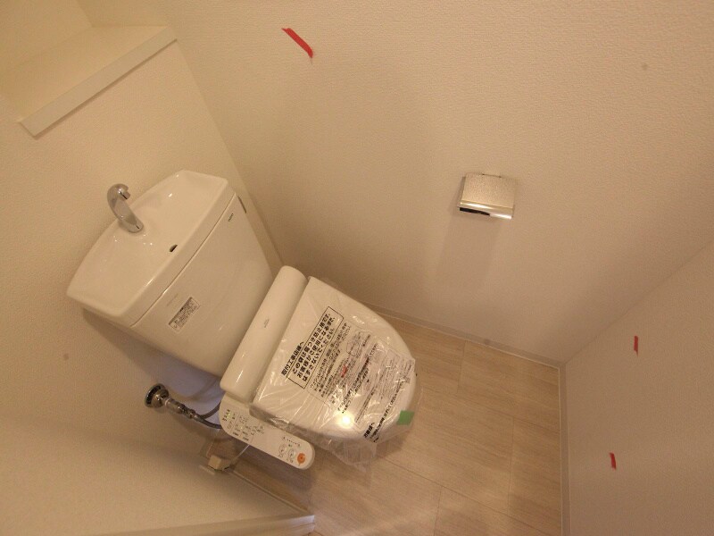 物件内観写真5　(温水洗浄暖房便座付トイレ)