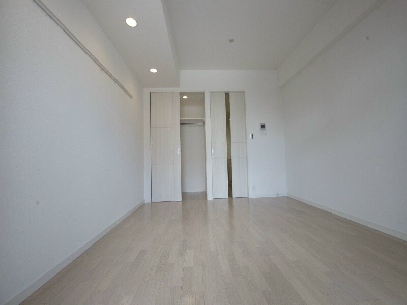 物件内観写真14　(洋室7.2帖　ウォークインクローゼット付（収納充実してます）)