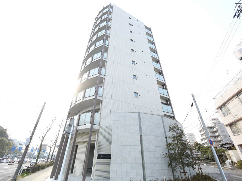 ファミール熱田