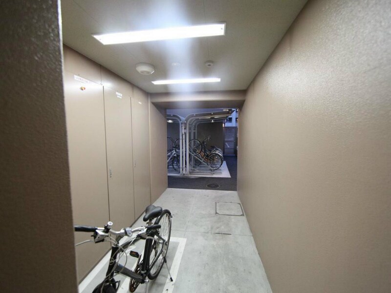 物件内観写真25　(駐輪場)
