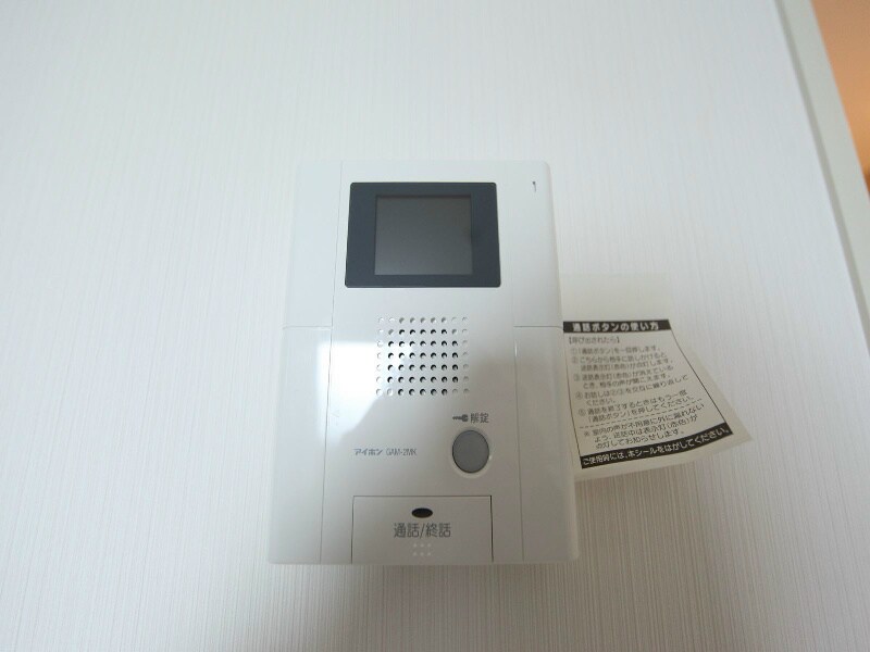 物件内観写真11　(セキュリティ　TVモニター付インターホン)