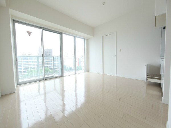 その他部屋・スペース(ＬＤＫ11.48帖　エアコン完備　バルコニー)