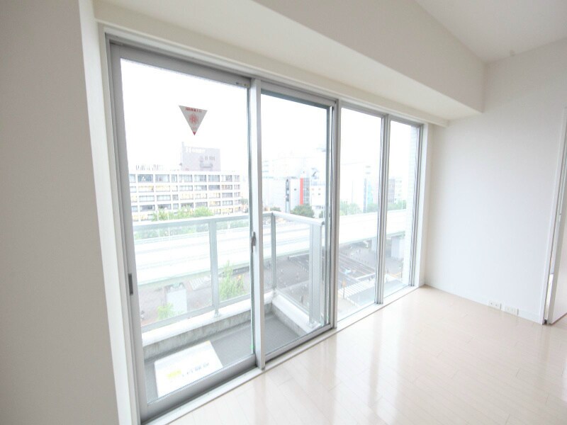 物件内観写真13　(バルコニー)