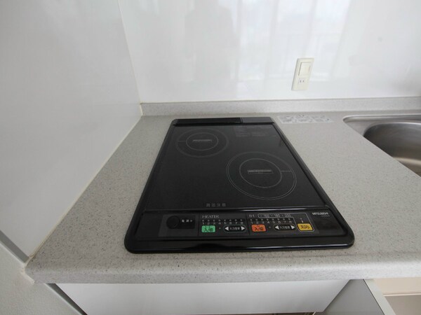 キッチン(システムキッチン（ＩＨ2口コンロ付）)