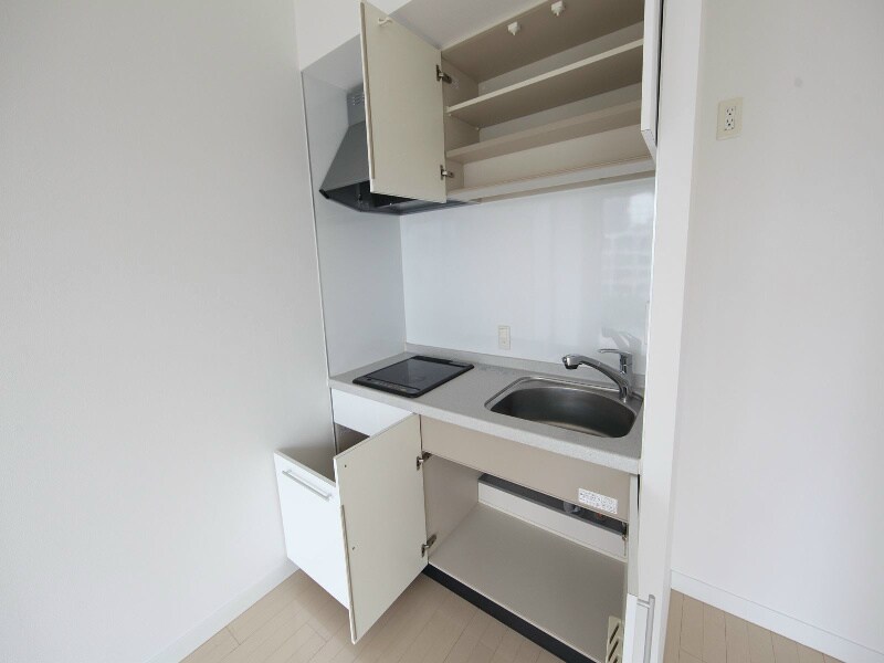 物件内観写真23　(システムキッチン（ＩＨ2口コンロ付）)