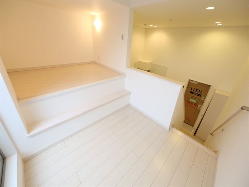 物件内観写真9　(洋室3.2帖　ロフト3.2帖（収納でもお部屋でも使えます）)