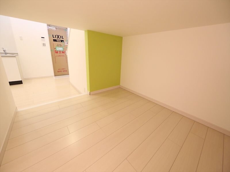 物件内観写真32　(アンダーロフト3.2帖（収納としてもお部屋としても使えます）)