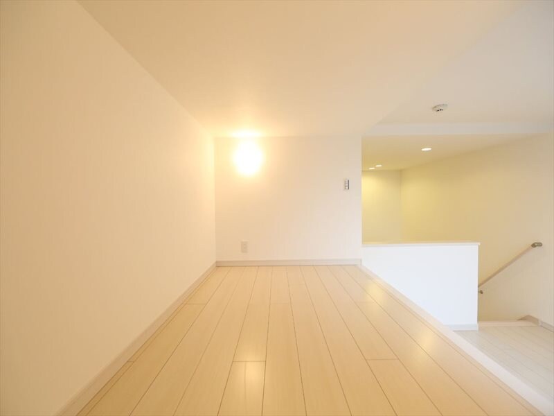 物件内観写真34　(ロフト3.2帖（収納としてもお部屋としても使えます）)