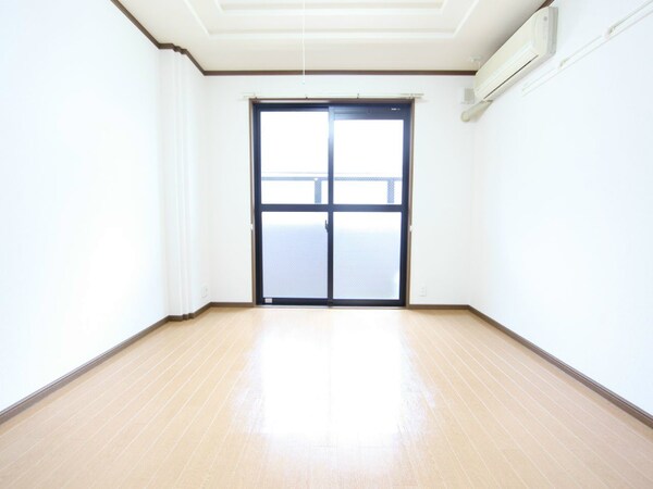 その他部屋・スペース(洋室7.5帖　エアコン完備　南面バルコニー)