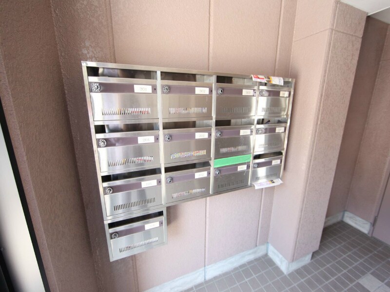 物件内観写真25　(集合ポスト有り)