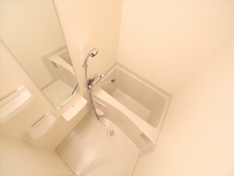 物件内観写真4　(浴室暖房乾燥機付バスルーム)