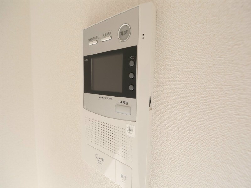 物件内観写真11　(セキュリティ　TVモニター付インターホン)