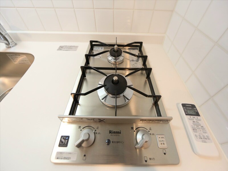 物件内観写真22　(システムキッチン（ガス2口コンロ）)