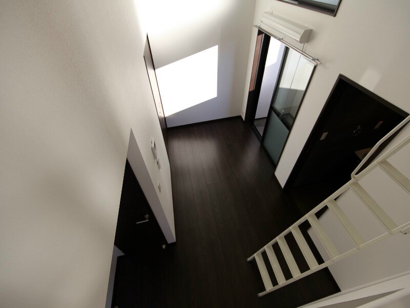 リビング(洋室8.7帖　ロフト4.9帖（収納でもお部屋でも使えます）)