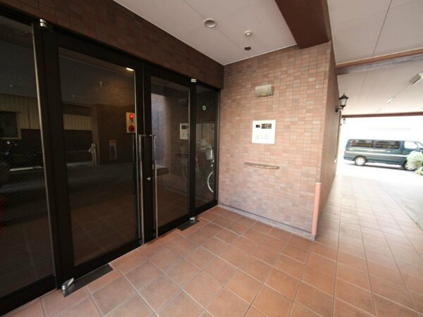 エントランス(エントランス　オートロック付　全部屋角部屋)