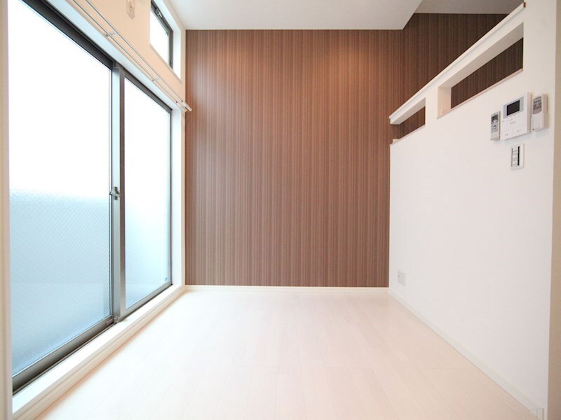 物件内観写真23　(洋室6.1帖　ロフト5.7帖（収納にも寝室にも使えます）)