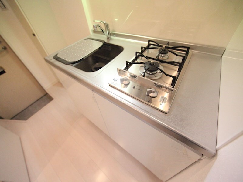 物件内観写真32　(システムキッチン（ガス2口コンロ付）)