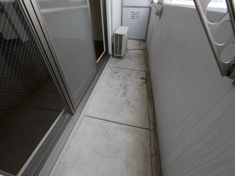 物件内観写真13　(バルコニー　洗濯物が干せます)